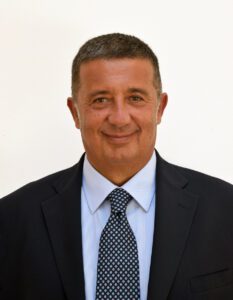 Dottor Marco Rinaldi, medico chirurgo specialista in odontostomatologia